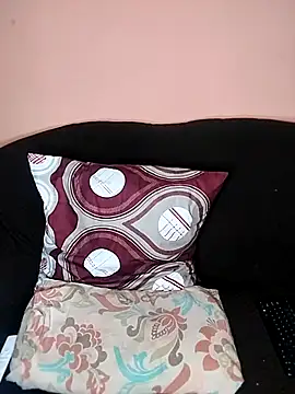 ThickPearlx23 online show from 09-25-25, 07:36