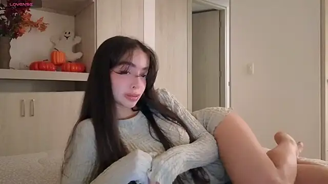 Snapshot of Siny_Moore chatting on 10-25-25, 12:43 Siny Moore online show from 10-25-25, 12:43