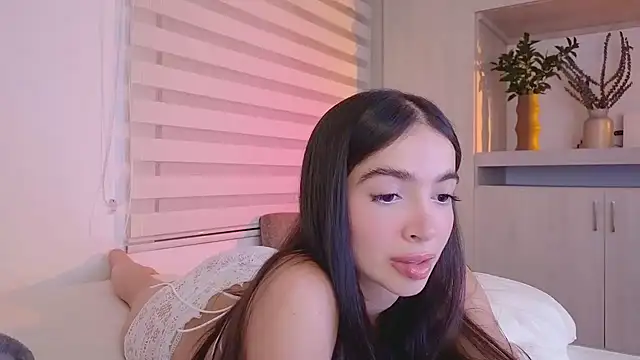 Snapshot of Siny_Moore chatting on 03-15-25, 12:04 Siny Moore online show from 03-15-25, 12:04