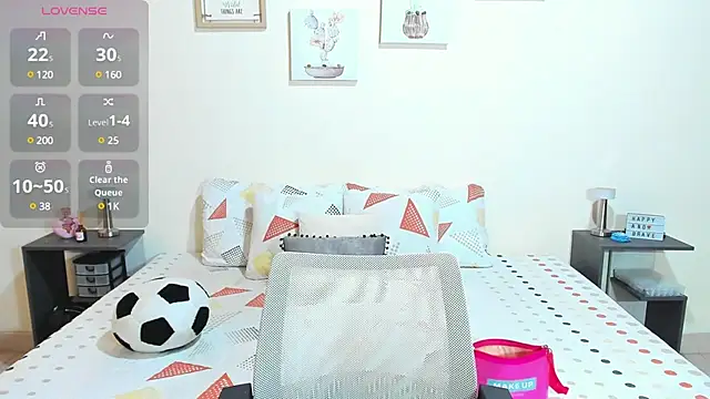 Snapshot of KatInk chatting on 01-08-25, 04:54 KatInk online show from 01-08-25, 04:54