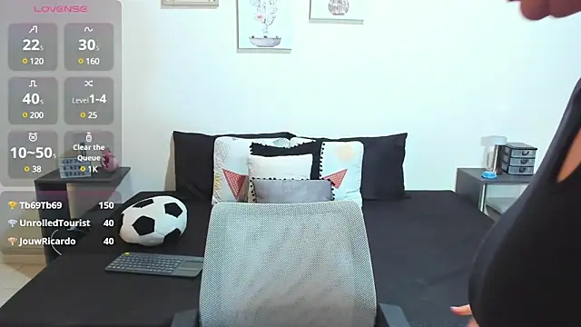 Snapshot of KatInk chatting on 02-12-25, 02:10 KatInk online show from 02-12-25, 02:10