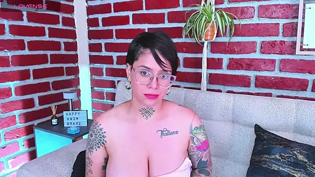 Snapshot of KatInk chatting on 03-05-25, 05:29 KatInk online show from 03-05-25, 05:29