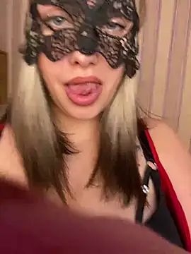 Snapshot of 69Laura696 chatting on 02-09-25, 05:22 69Laura696 online show from 02-09-25, 05:22