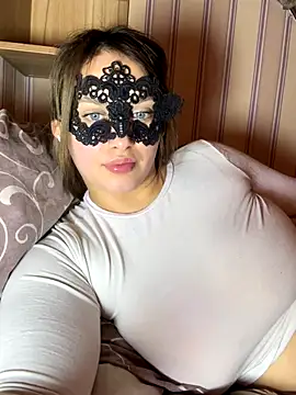 69Laura696 online show from 12-05-25, 02:48