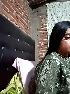 yovana13 online show from 11-06-25, 07:34