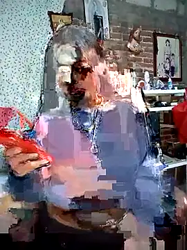 Snapshot of yovana13 chatting on 09-27-25, 12:44 yovana13 online show from 09-27-25, 12:44