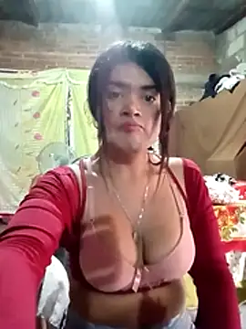 yovana13 online show from 02-16-26, 05:55