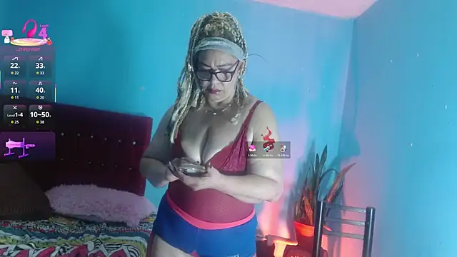 Snapshot of PervertedMature chatting on 07-09-26, 02:16 PervertedMature online show from 07-09-26, 02:16