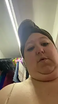 Chloee ep online show from 04-10-26, 12:45