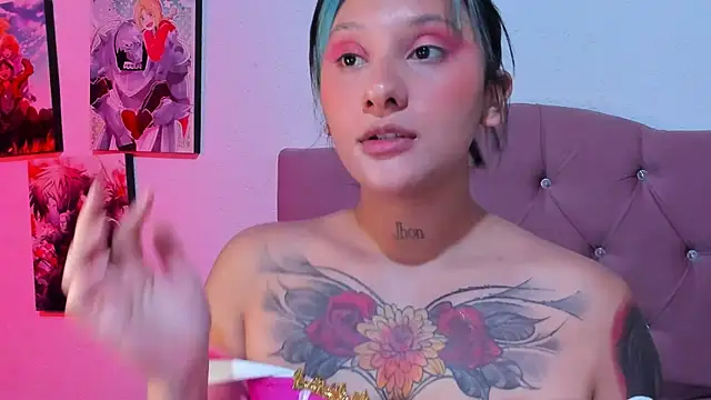 Snapshot of Mila_nixon02 chatting on 07-04-26, 04:44 Mila nixon02 online show from 07-04-26, 04:44