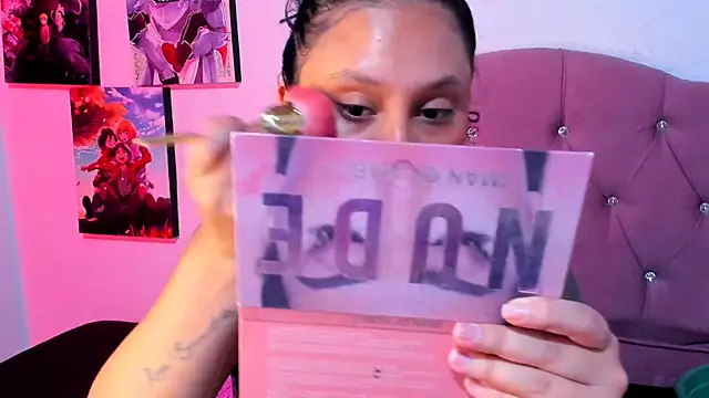Mila nixon02 online show from 04-25-26, 03:09