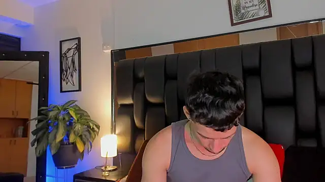 JadeSmiith  online show from 10-21-25, 10:31