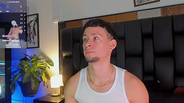 JadeSmiith  online show from 10-11-25, 10:22