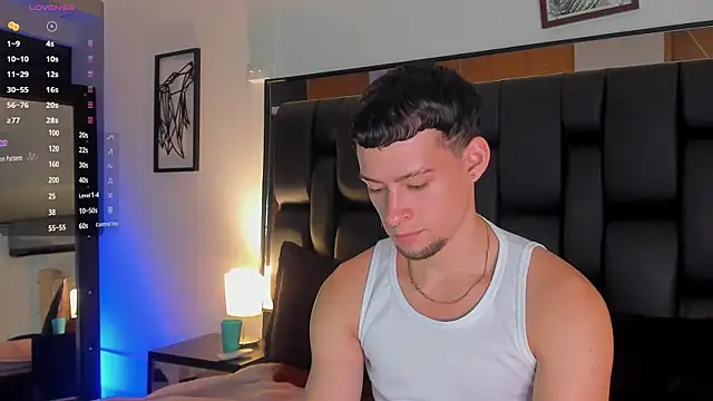 JadeSmiith  online show from 09-19-25, 10:25