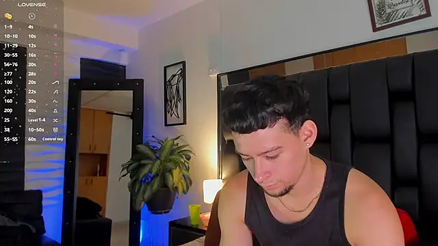 JadeSmiith  online show from 09-30-25, 10:05