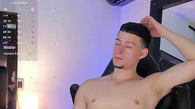 JadeSmiith  online show from 03-15-25, 10:33