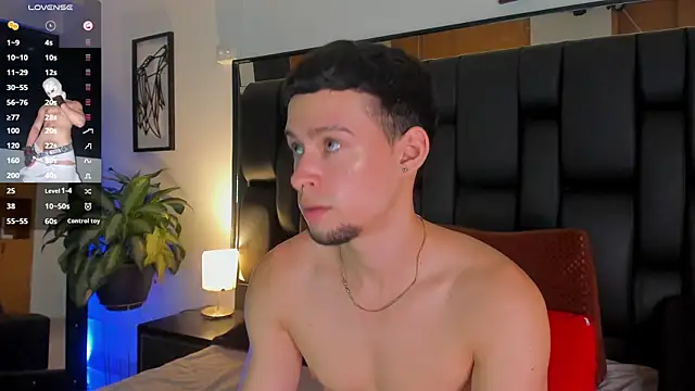 JadeSmiith  online show from 10-01-25, 10:24