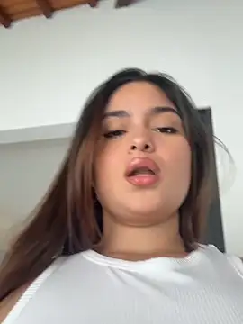 Sarasweet sex online show from 05-17-26, 04:51