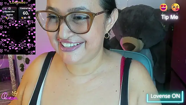 Gia Nahomi online show from 05-26-26, 09:02