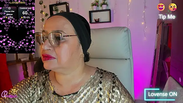 Gia Nahomi online show from 02-15-26, 09:14