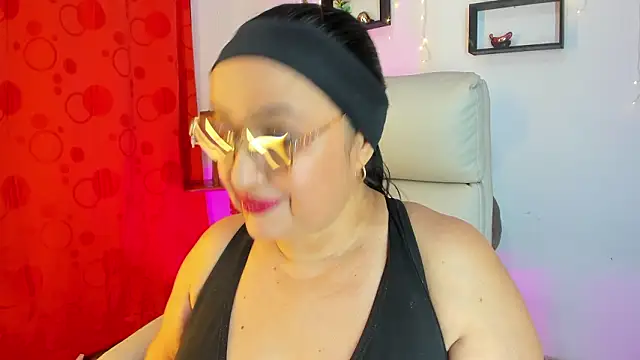 Gia Nahomi online show from 02-07-26, 11:02