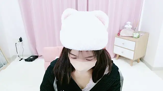 Nana 77  online show from 12-03-24, 06:21