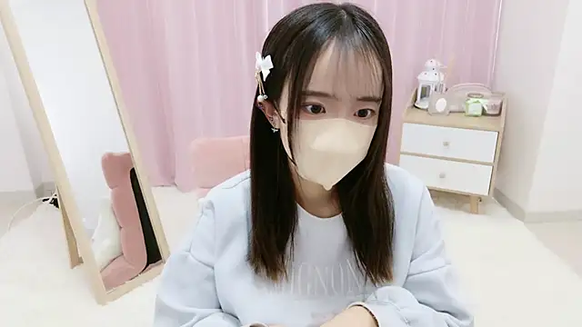 Nana 77  online show from 02-05-25, 05:41