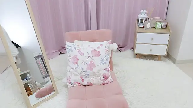 Nana 77  online show from 02-04-25, 10:43