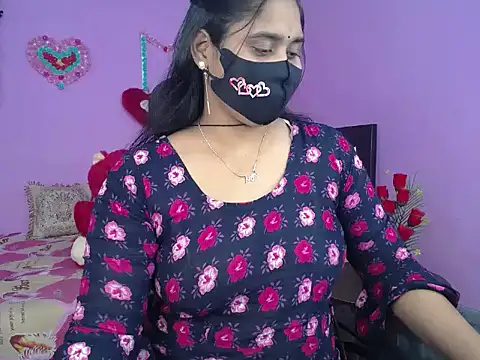 Hot Maleka online show from 02-26-26, 04:40