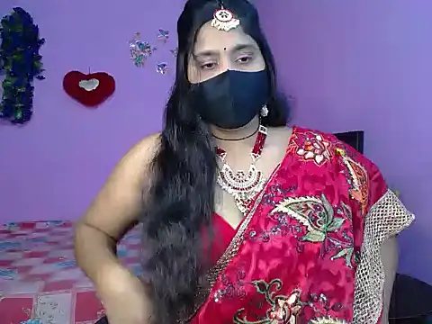 Hot Maleka online show from 05-08-26, 04:44