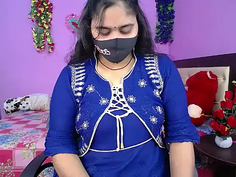 Hot Maleka online show from 01-15-26, 02:26