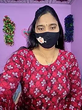 Hot Maleka online show from 11-04-25, 04:11