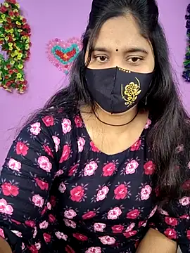 Hot Maleka online show from 12-22-25, 01:28