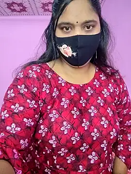 Hot Maleka online show from 10-11-25, 01:17