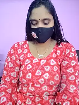 Hot Maleka online show from 10-20-25, 02:17