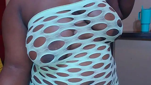 sexychocolatbox10 online show from 03-06-26, 07:14