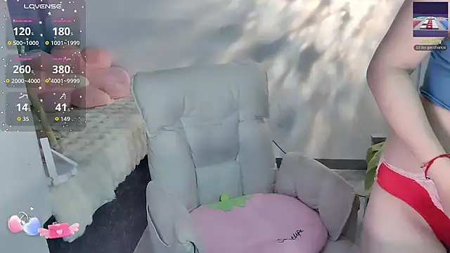 Snapshot of Ailisha66 chatting on 09-28-25, 08:10 Ailisha66 online show from 09-28-25, 08:10