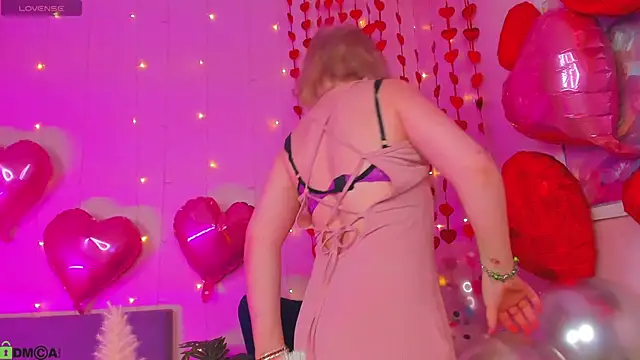 Sara Robinson online show from 02-14-26, 03:07