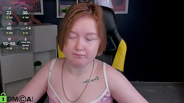 Sara Robinson online show from 11-08-25, 03:10