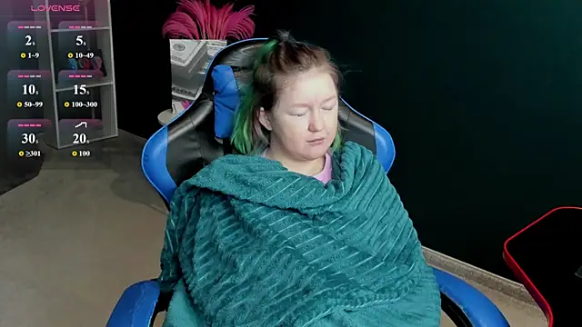 Sara Robinson online show from 07-22-26, 03:08