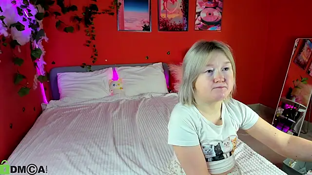 Sara Robinson online show from 04-24-26, 02:46