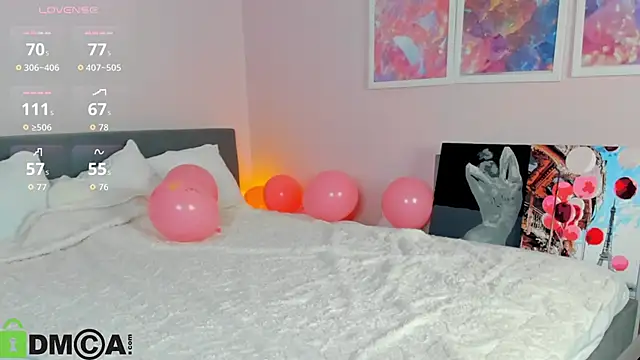 Sara Robinson online show from 12-03-25, 03:07