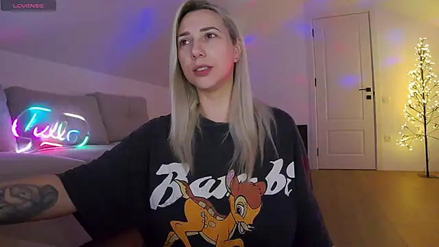 KhloeK online show from 01-12-26, 02:46