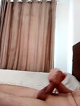 Grifon1973 online show from 03-18-25, 11:00