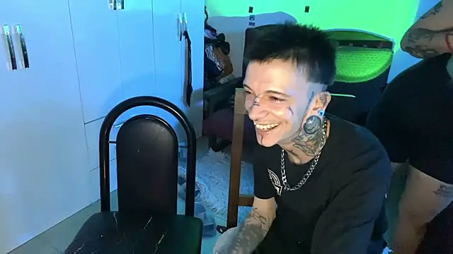 Snapshot of Seebohm1111 chatting on 02-14-26, 02:23 Seebohm1111 online show from 02-14-26, 02:23