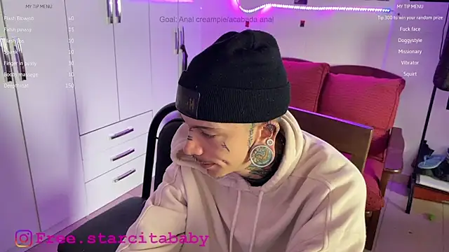 Snapshot of Seebohm1111 chatting on 11-06-25, 01:15 Seebohm1111 online show from 11-06-25, 01:15