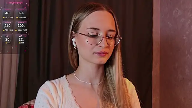 Tiffanyhunt online show from 01-19-26, 03:16