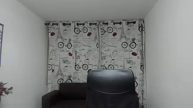 DanaaRey online show from 10-16-25, 05:32