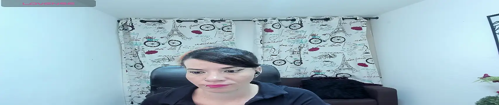 DanaaRey online show from 10-22-25, 04:06