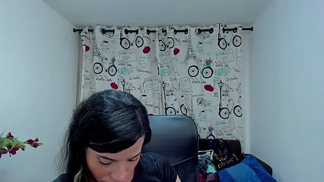 DanaaRey online show from 11-07-25, 04:11